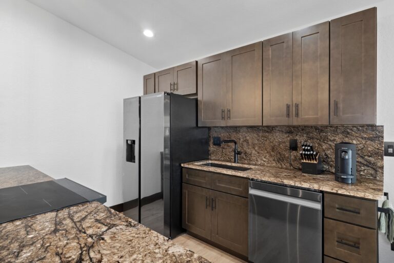 21-web-or-mls-M6407095