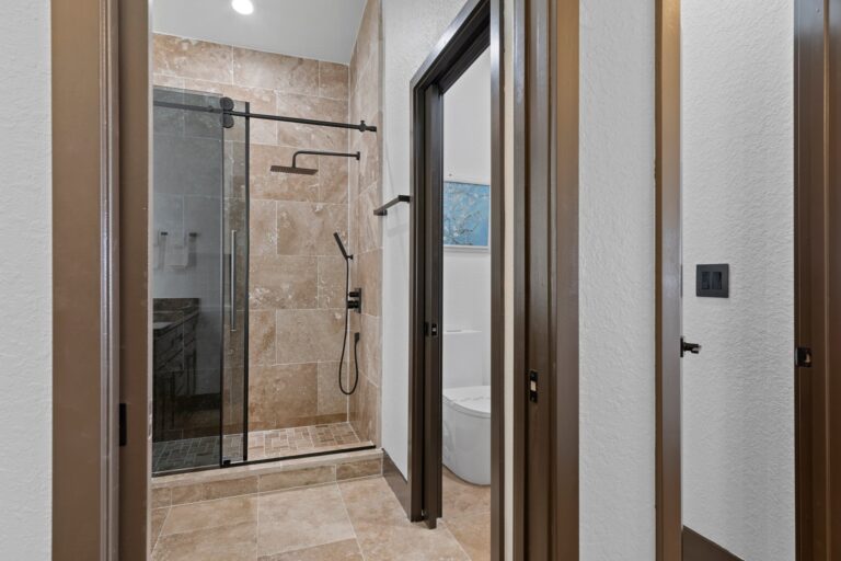 29-web-or-mls-M6407151