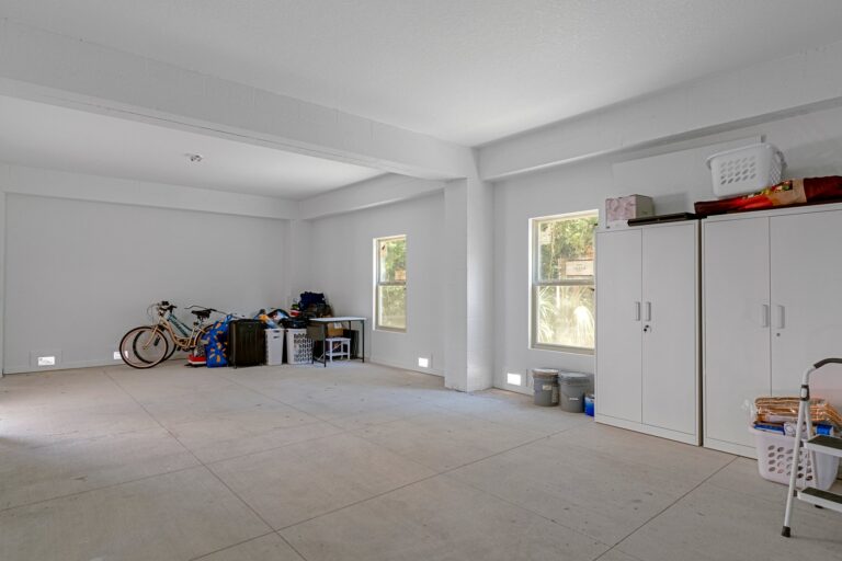 51-web-or-mls-M6407282